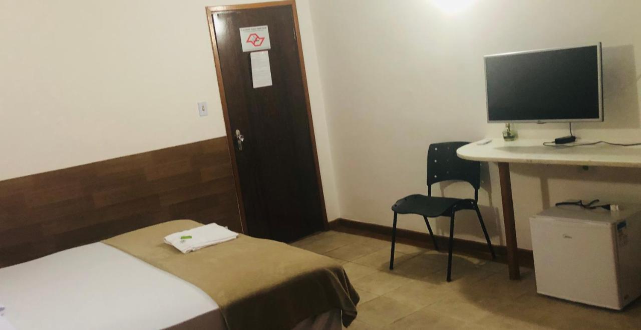 Bento Palace Hotel Assis Bagian luar foto